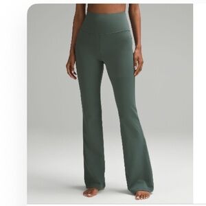 Lululemon Athletica Groove Nulu Super High Rise Flared Pant Size 4 Dark Forest